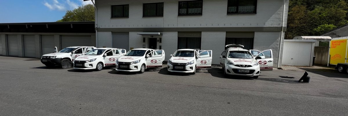 Unser Fuhrpark in Herschbroich Auf diesem Bild ist ein Teil unseres Fahrzeugparkes sichtbar.